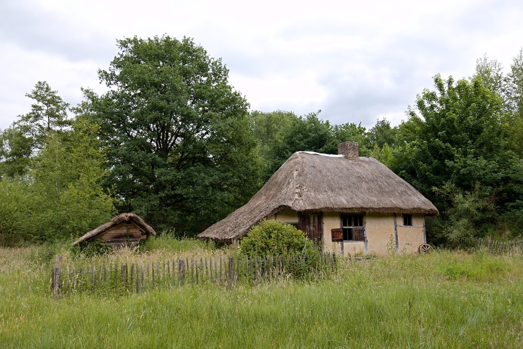 Openluchtmuseum Bokrijk museum belgie hoeve boerderij geit station molen kasteel kerk smidse